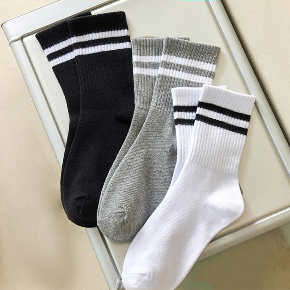 3/6 Paar Damen-Mid-Tube-Socken, einfarbig, Herbst und Winter, atmungsaktiv, bequem, Sport, schweißabsorbierend, Herren- und Damensocken