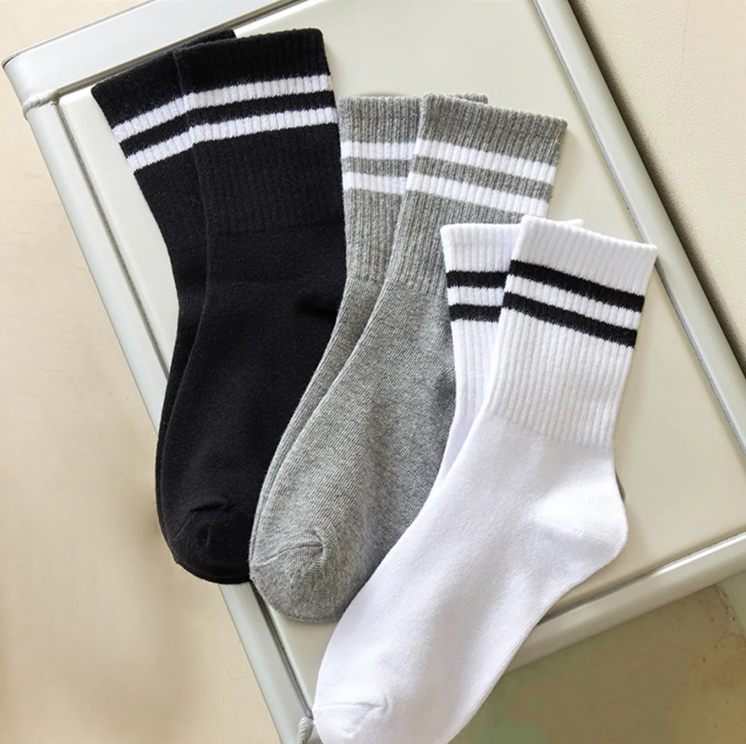3/6 Paar Damen-Mid-Tube-Socken, einfarbig, Herbst und Winter, atmungsaktiv, bequem, Sport, schweißabsorbierend, Herren- und Damensocken