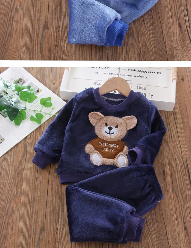 Neue Winter Baby Mädchen Jungen Homewear Sets Herbst Mode Flanell Fleece Kleidung Kinder Cartoon Bär Nachtwäsche Kinder Pyjamas