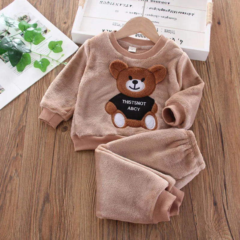 Neue Winter Baby Mädchen Jungen Homewear Sets Herbst Mode Flanell Fleece Kleidung Kinder Cartoon Bär Nachtwäsche Kinder Pyjamas