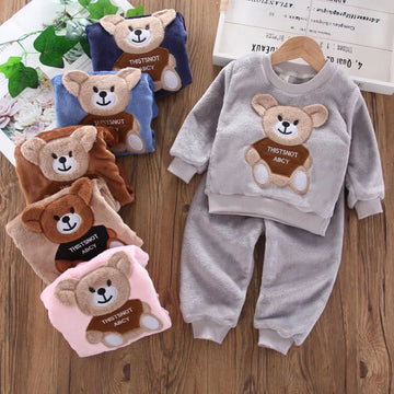Neue Winter Baby Mädchen Jungen Homewear Sets Herbst Mode Flanell Fleece Kleidung Kinder Cartoon Bär Nachtwäsche Kinder Pyjamas