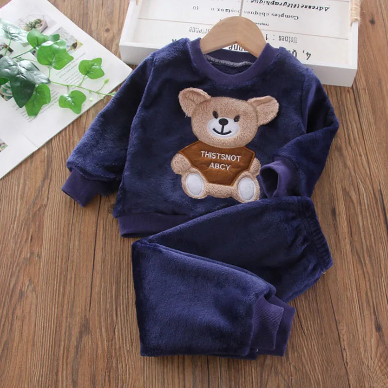 Neue Winter Baby Mädchen Jungen Homewear Sets Herbst Mode Flanell Fleece Kleidung Kinder Cartoon Bär Nachtwäsche Kinder Pyjamas