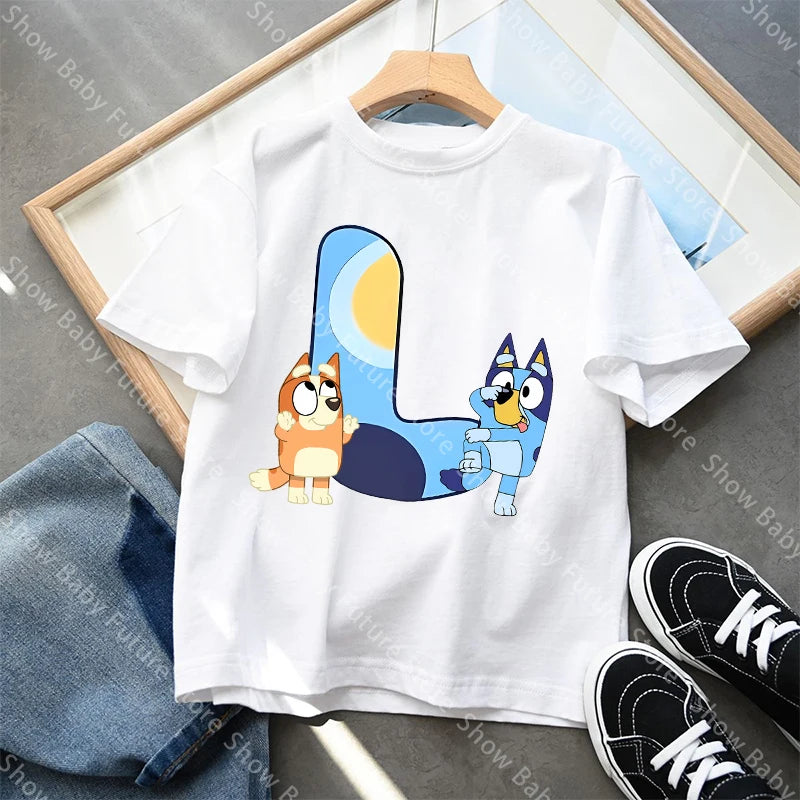 Blueys T-Shirt für Jungen und Mädchen, Cartoon-Buchstaben A-Z, Namenskleidung, Oberteile, Sommer, atmungsaktiv, niedliches Anime-Kurzarmshirt, neue Geburtstagsgeschenke