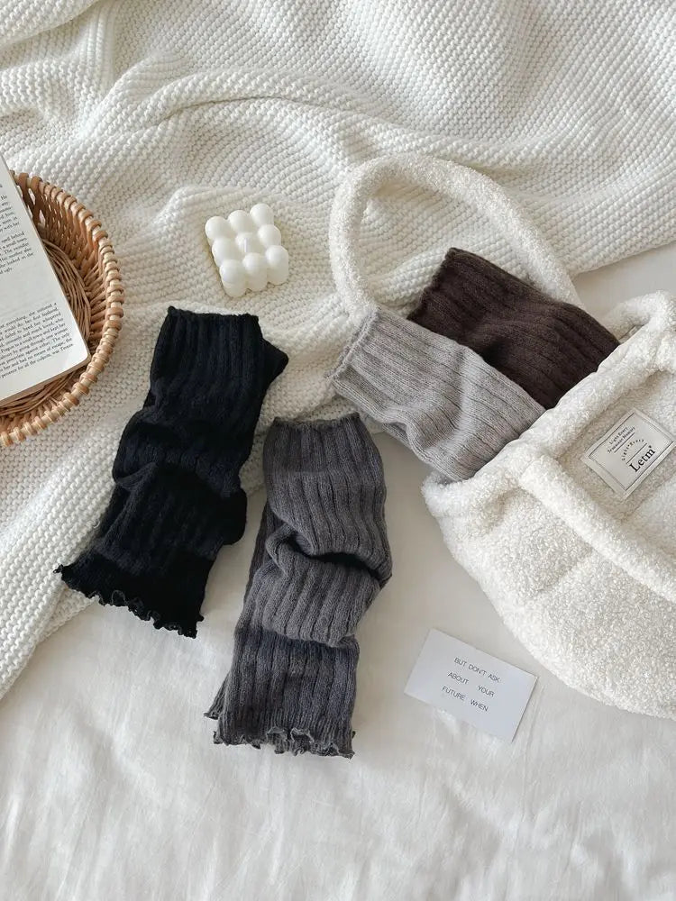 Herbst Winter Damen Beinwärmer Schwarz Weiß Gestrickte Fußabdeckung Lange Socken JK Japanische Mode Lolita Süße Mädchen Beinwärmer Neu