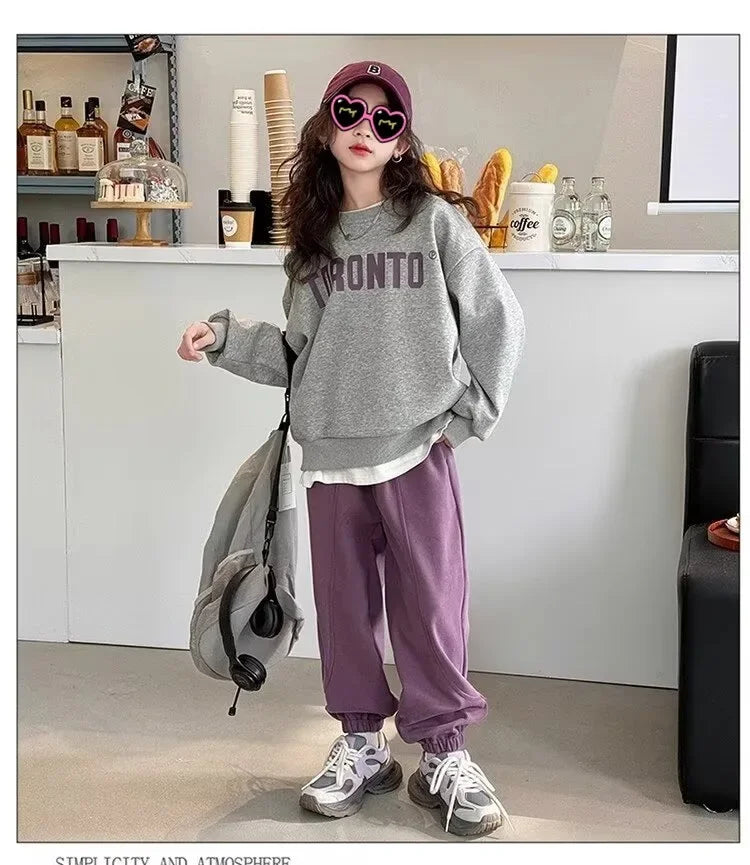 2026 Herbst Winter Mädchen Kleidung Set: Kapuzen-Sweatshirt mit Buchstaben-Print + Hose mit Knöchelbündchen für Teenager und Kinder von 4, 8, 9, 10, 12, 15 Jahren