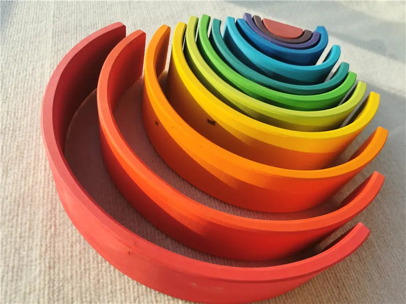 Regenbogen-Holzstapelblöcke