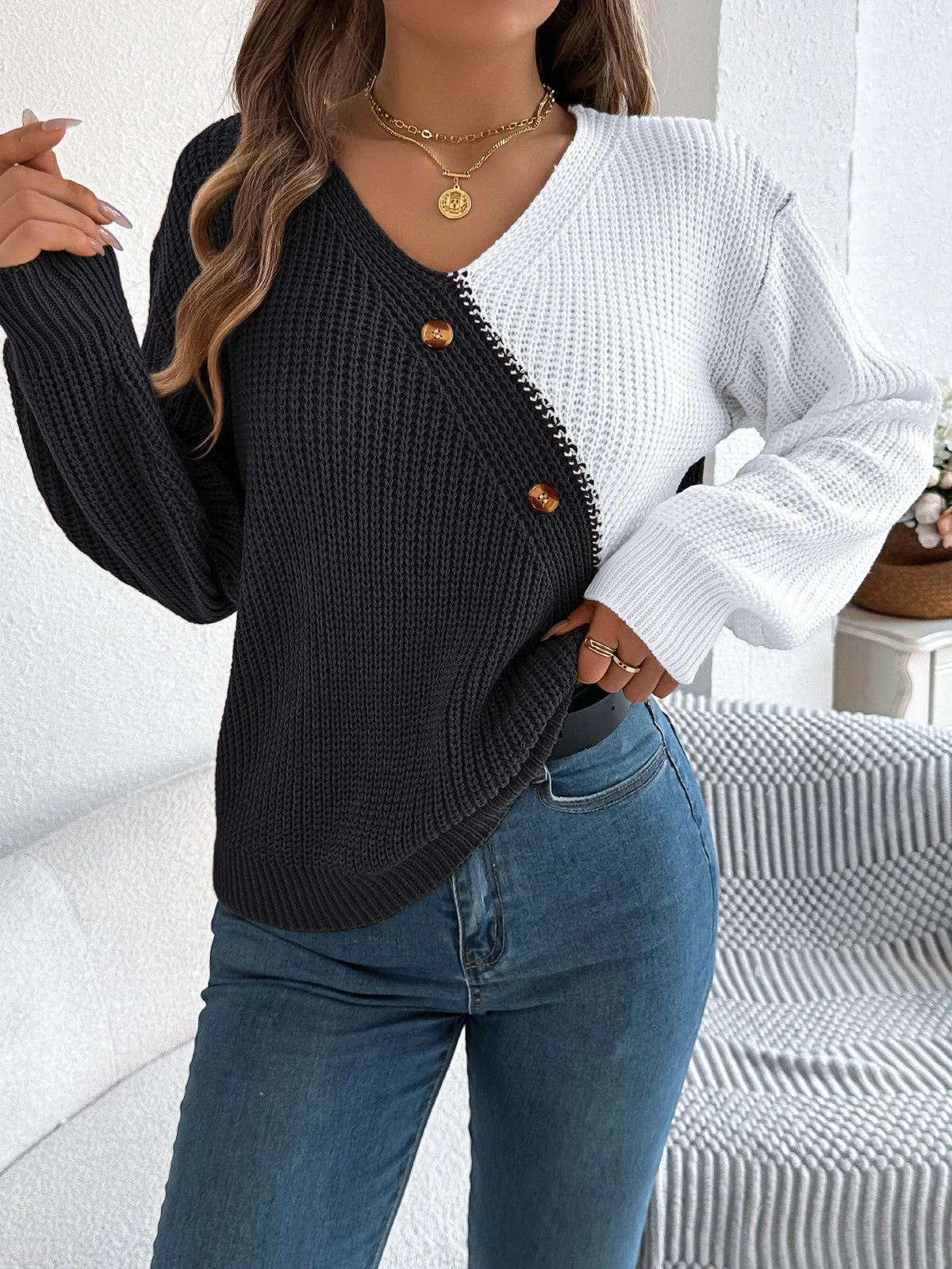 V-Ausschnitt, farbblockierender, langärmliger Strickpullover, lockerer, vielseitiger Pullover, Kazak, eleganter Pullover für Damen, Herbstmodus