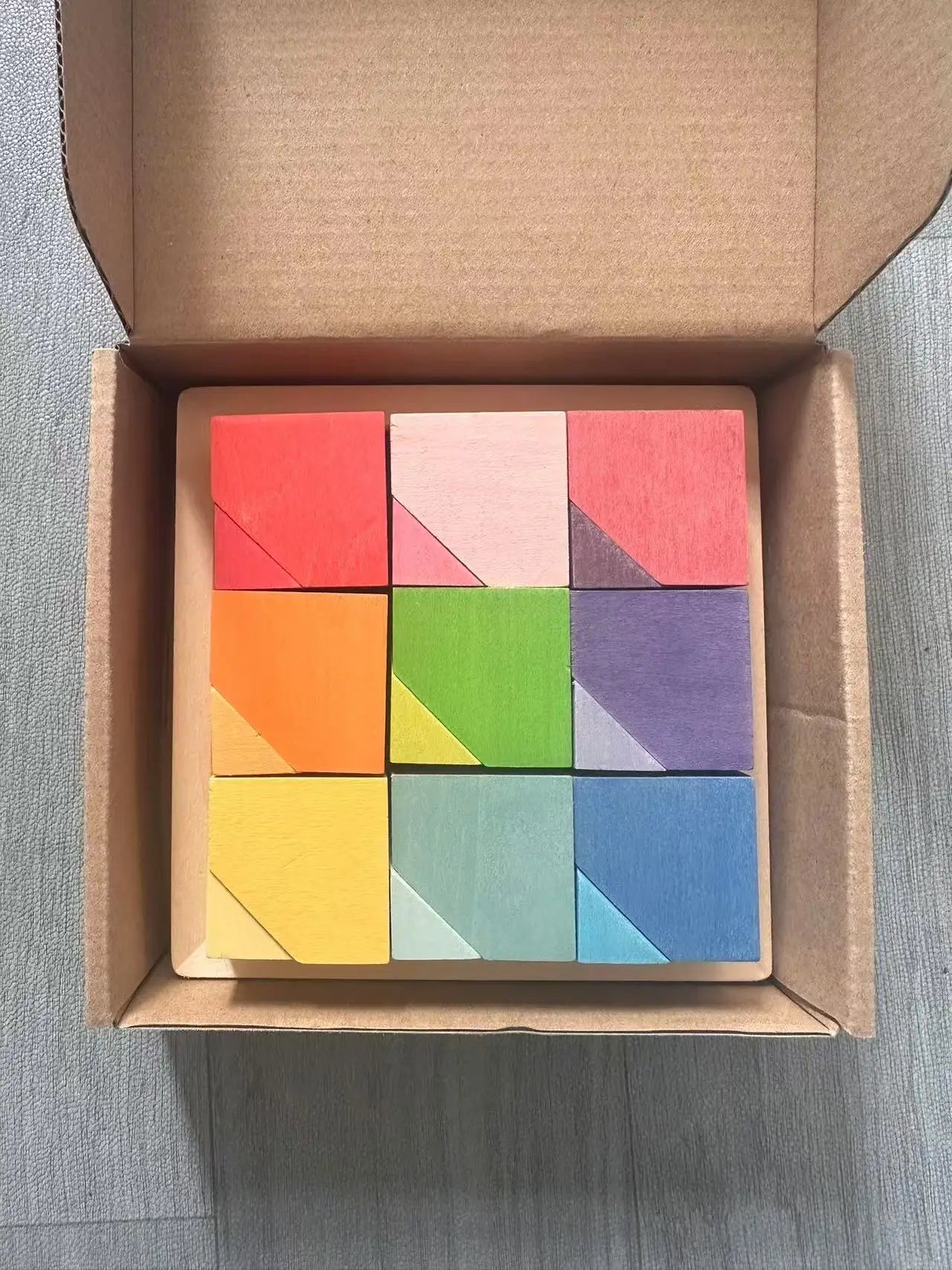 Regenbogen-Holzstapelblöcke