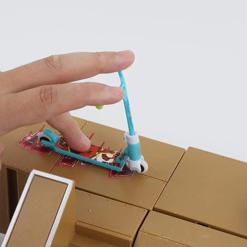 Neuheit Lustiger interaktiver Mini-Fingerroller Stunt Fingerspielzeug Skate Skate Scooter Finger Eltern-Kind-Interaktives Weihnachtsgeschenk