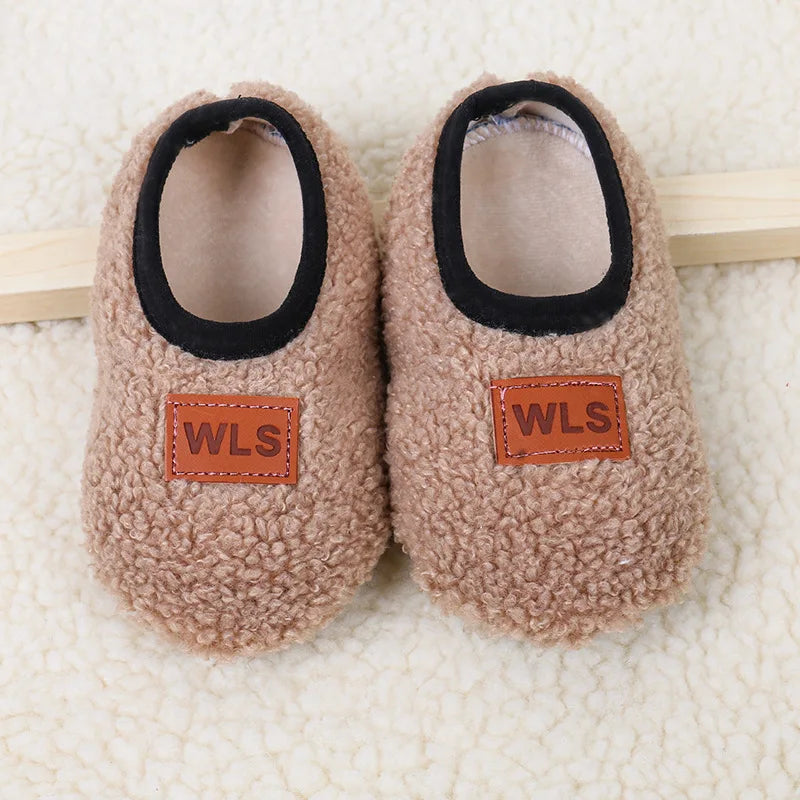 Herbst Winter Baby Hausschuhe Kleinkind Plüsch Boden Socke Schuhe Junge Mädchen Kinder Weiche Anti-slip Wanderschuhe Indoor Hause kinder Schuhe