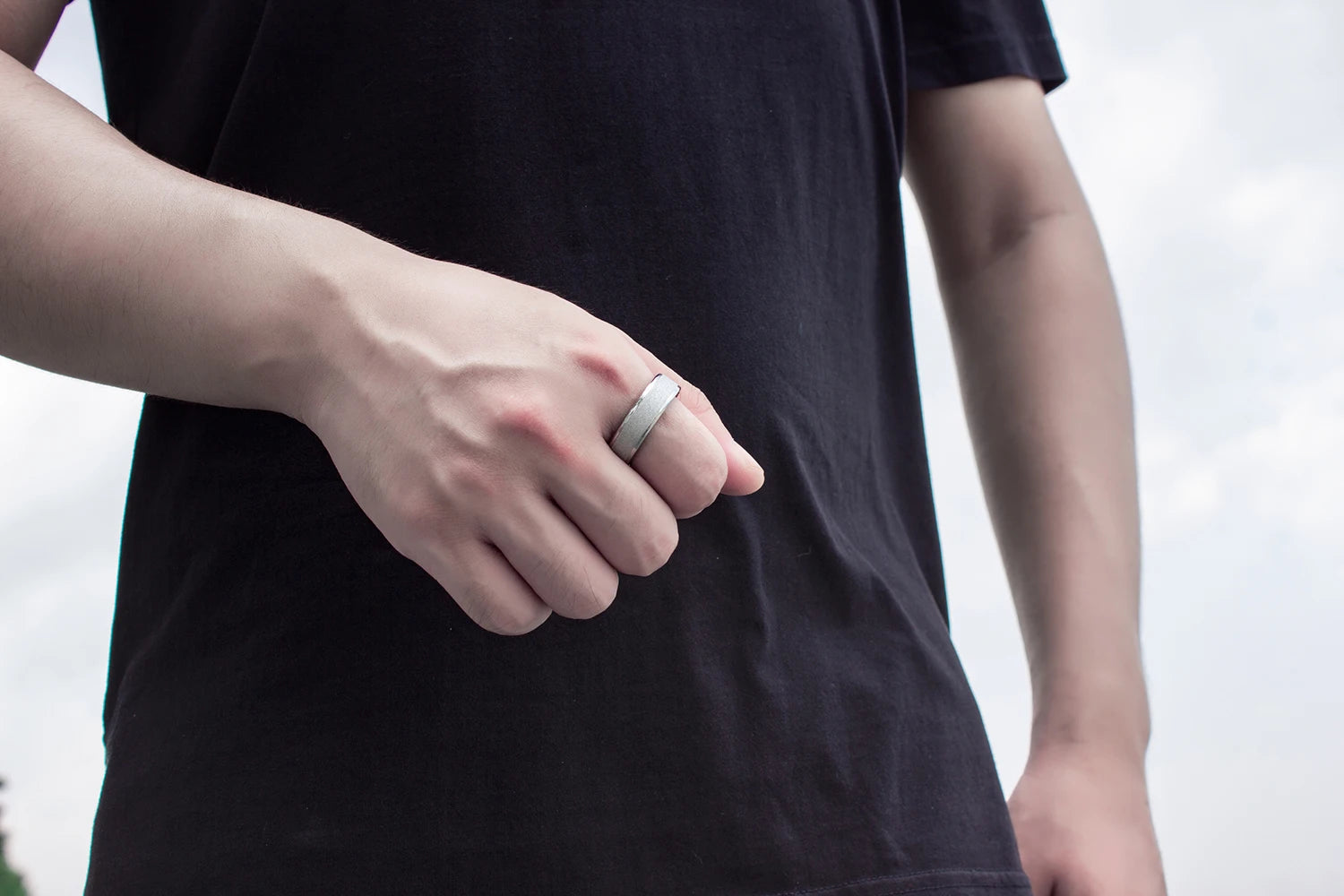 COLMI R10 Smart Ring mit Ladeetui für Männer und Frauen, Gesundheits- und Schlafmonitor, 5ATM wasserdicht, Multi-Sport-Modus