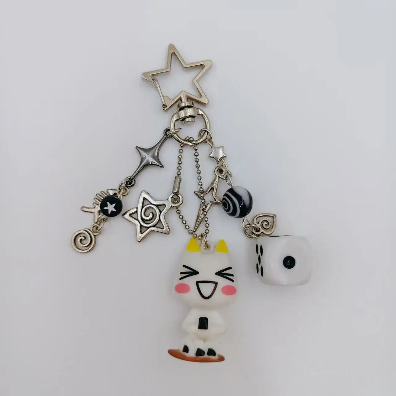 Handgemachter Toro Kuro Inoue Schlüsselanhänger Kätzchen Perlen Y2k Ästhetische Würfel Metall Anhänger Zubehör Telefon Charms Schlüsselanhänger Taschenanhänger Geschenk