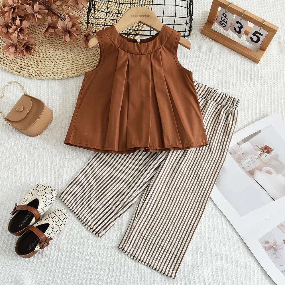 Bear Leader Baby-Mädchen-Freizeitkleidung, Rundhalsausschnitt, ärmelloses Polka-Dot-Oberteil + Hose mit weitem Bein, 2-teiliges Set mit Schleife und Knopf