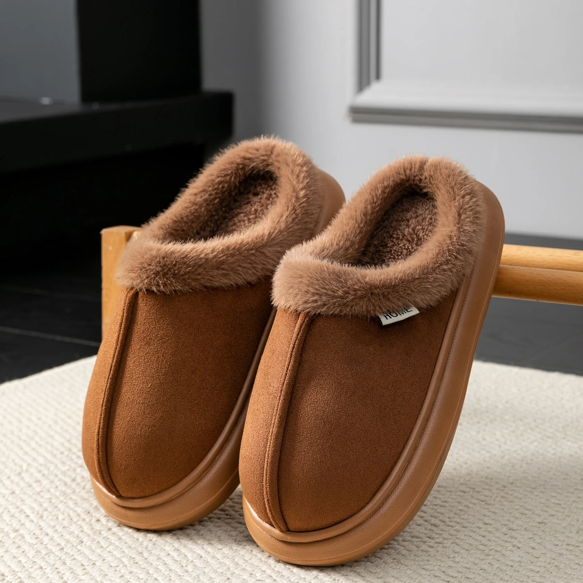 Herbst und Winter Herren Baumwolle Hausschuhe Plüsch warm dick Home Wear rutschfeste verschleißfeste weiche Unterseite bequeme warme Schuhe