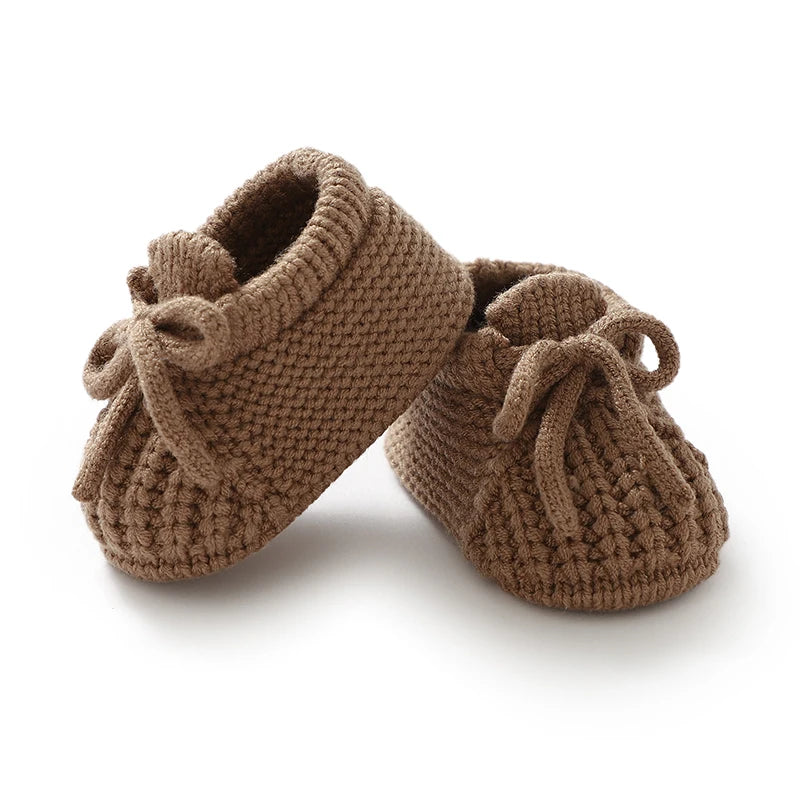Baby Schuhe Gestrickte Neugeborenen Bett Schuhe 0-18M Warme Kleidung Zubehör Infant Jungen Mädchen Erste Stiefel Fashion Solid kleinkind Kind