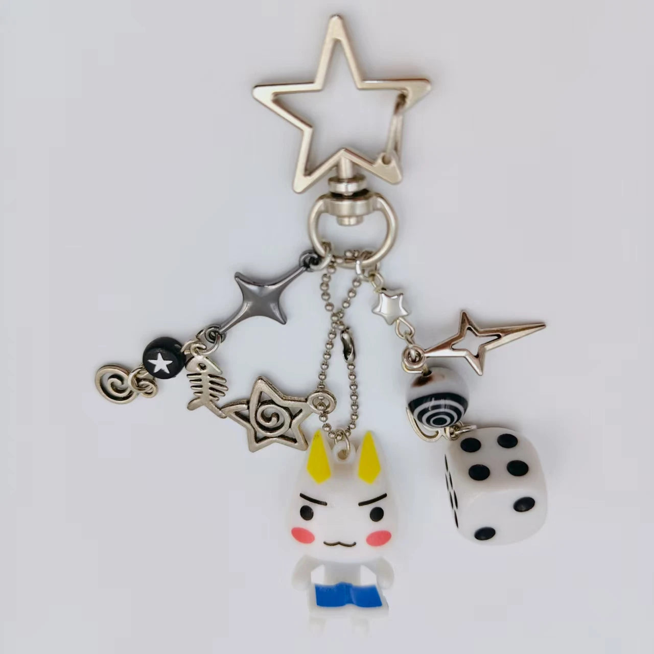 Handgemachter Toro Kuro Inoue Schlüsselanhänger Kätzchen Perlen Y2k Ästhetische Würfel Metall Anhänger Zubehör Telefon Charms Schlüsselanhänger Taschenanhänger Geschenk
