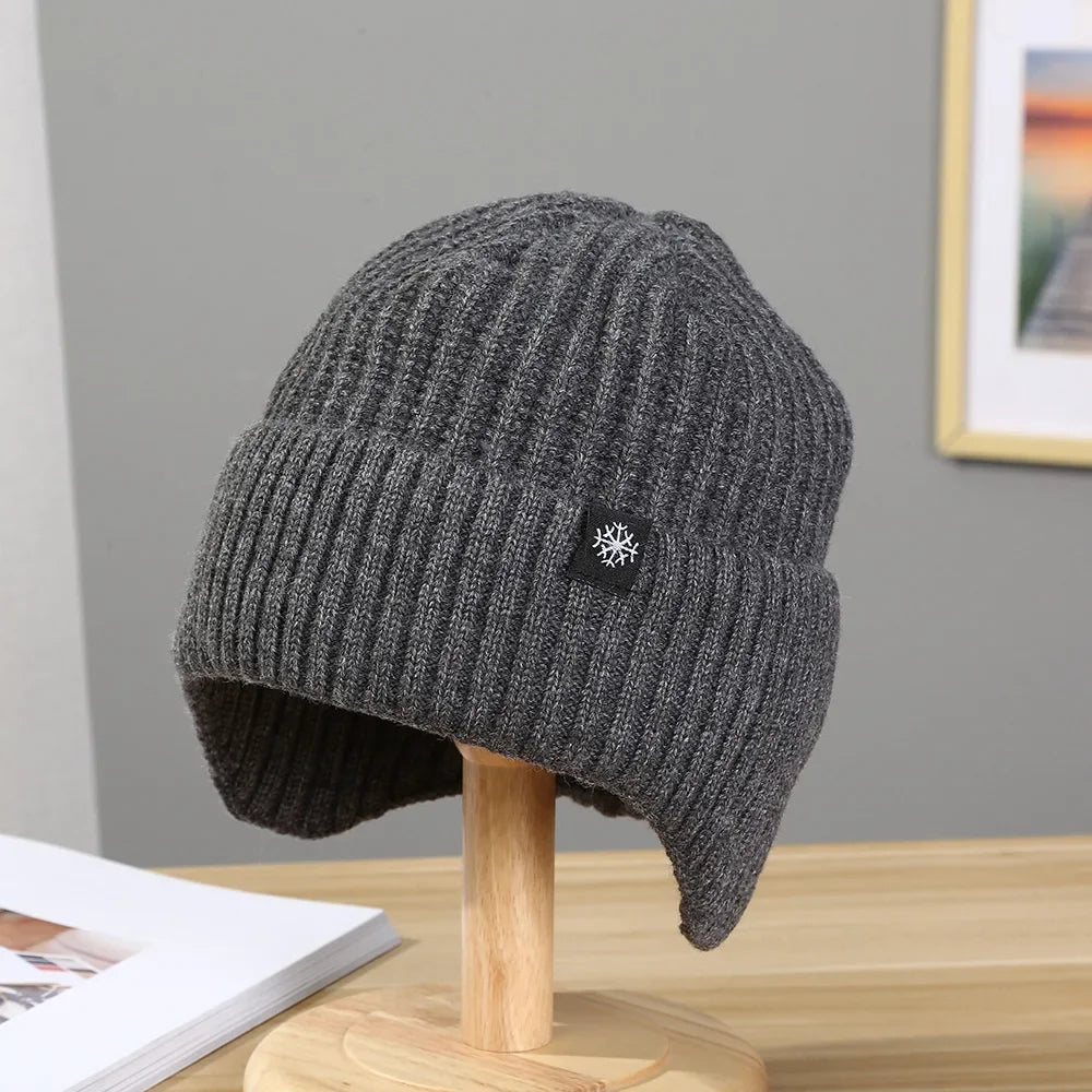 Herren Wintermütze aus Strick mit Plüschfutter, Warme Schirmmütze für Outdoor-Aktivitäten, Modische Kunstfell-gefütterte Kapuzenmütze mit Ohrenschutz für Radfahren