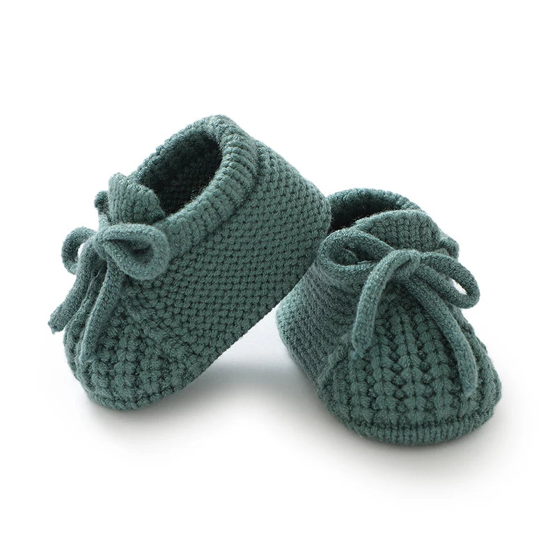 Baby Schuhe Gestrickte Neugeborenen Bett Schuhe 0-18M Warme Kleidung Zubehör Infant Jungen Mädchen Erste Stiefel Fashion Solid kleinkind Kind