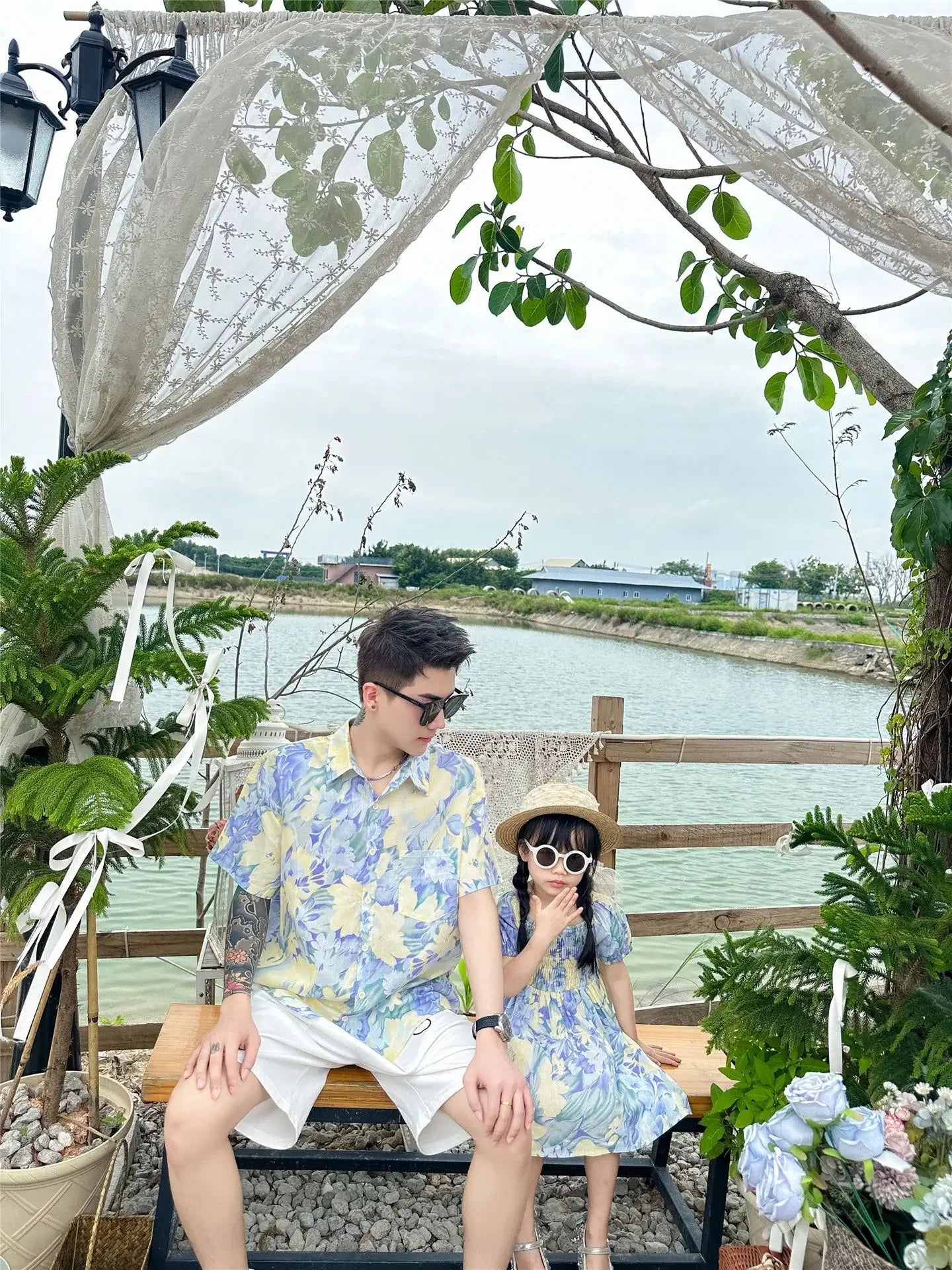 Urlaub Look Familie passende Kleidung Urlaub Mutter Tochter Mädchen Kittel Kleid Papa Sohn Blumen hemden Schwester Bruder Zwillinge Kleidung