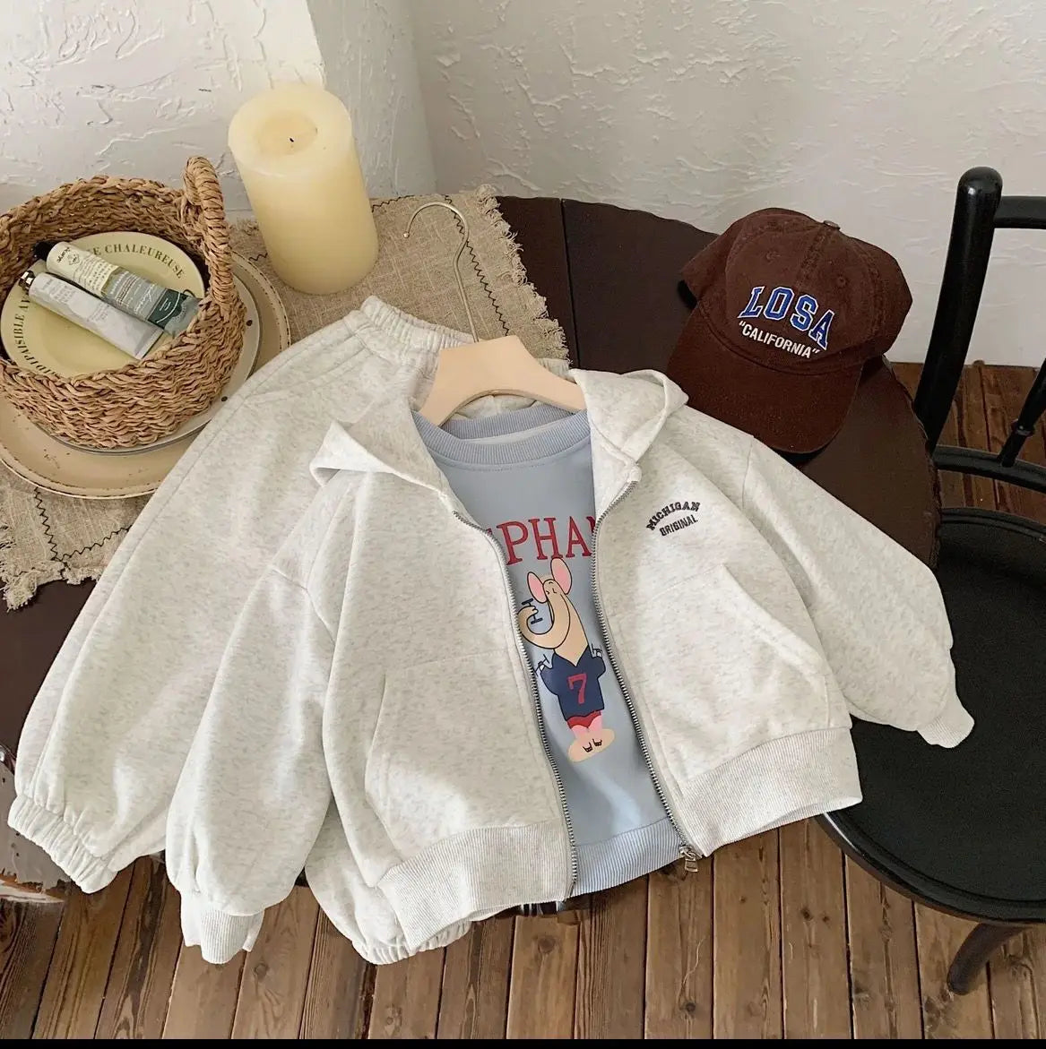 Hochwertiges Kinder-Baumwollmischgewebe-Set 2026 Frühling Herbst Neu Koreanischer Stil Mädchen Jungen Buchstaben Baby Lässiges Kapuzen-Sport-2-Teiler-Set