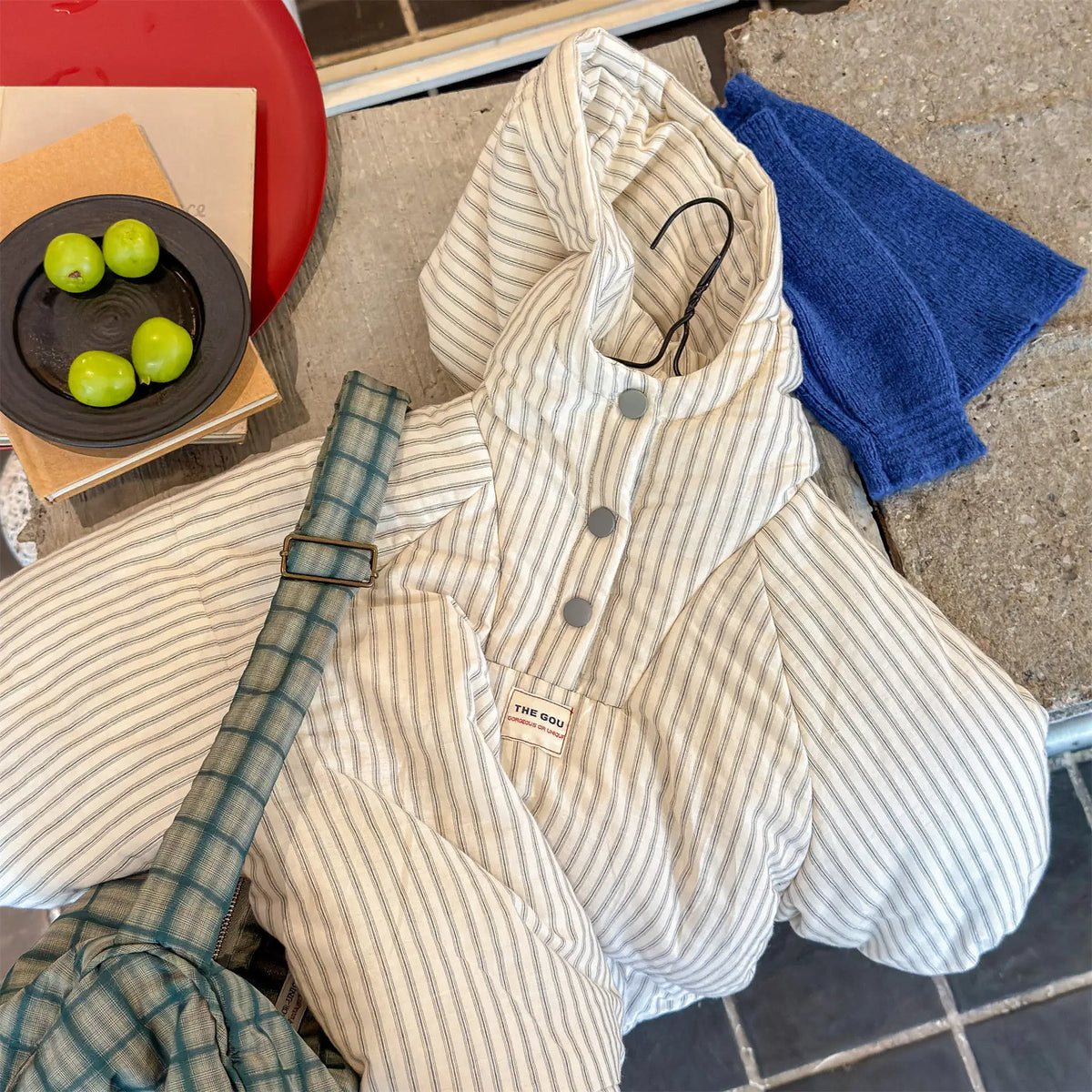Kindermantel 2026 Winter Neuer Koreanischer Kapuzenmantel mit Wattierung Baby-Mädchen Brotjacke Oberbekleidung