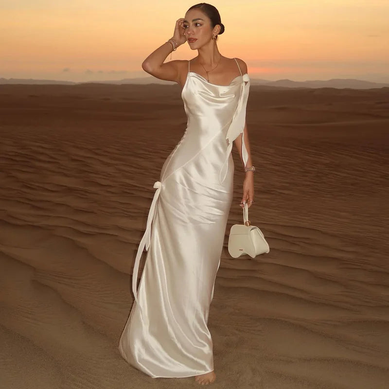 Elegantes 3D-Blumen-rückenfreies Kleid für Damen, figurbetont, Swing-Kragen, ärmellos, weiße Schlinge, Maxi-Robe, 2025, Sommer-Dame, Evevning, Vestidos