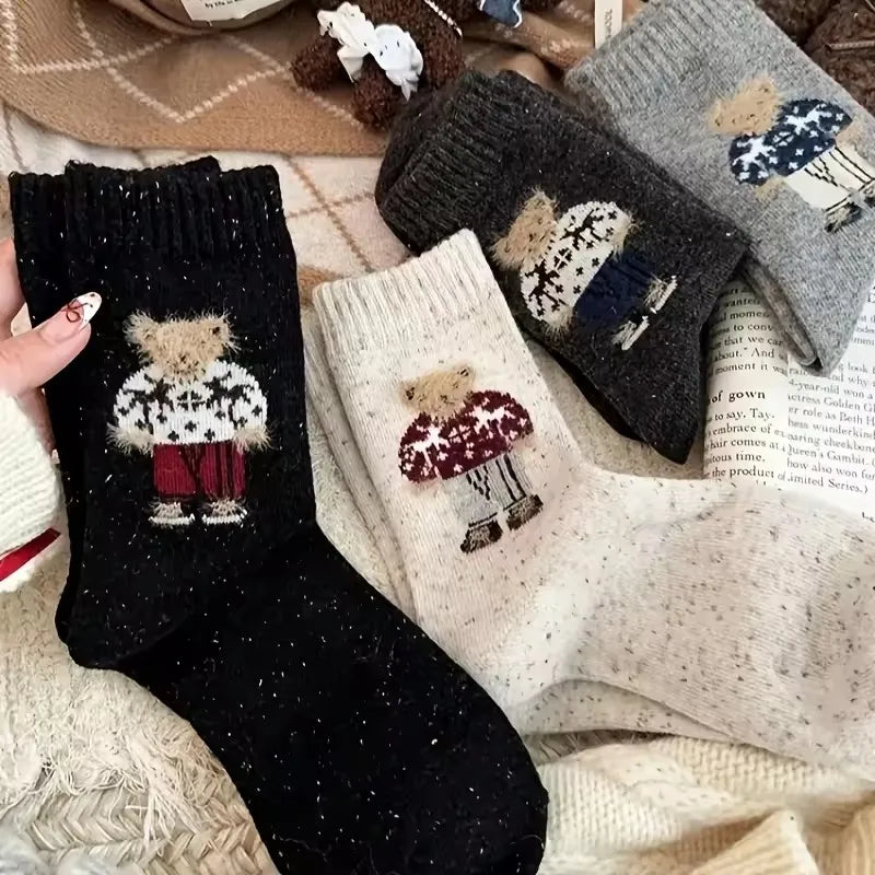 2/3/5 Paar Mädchensocken mit schönen Cartoon Bears, Autumn-Winter thick, warm Wollstocken