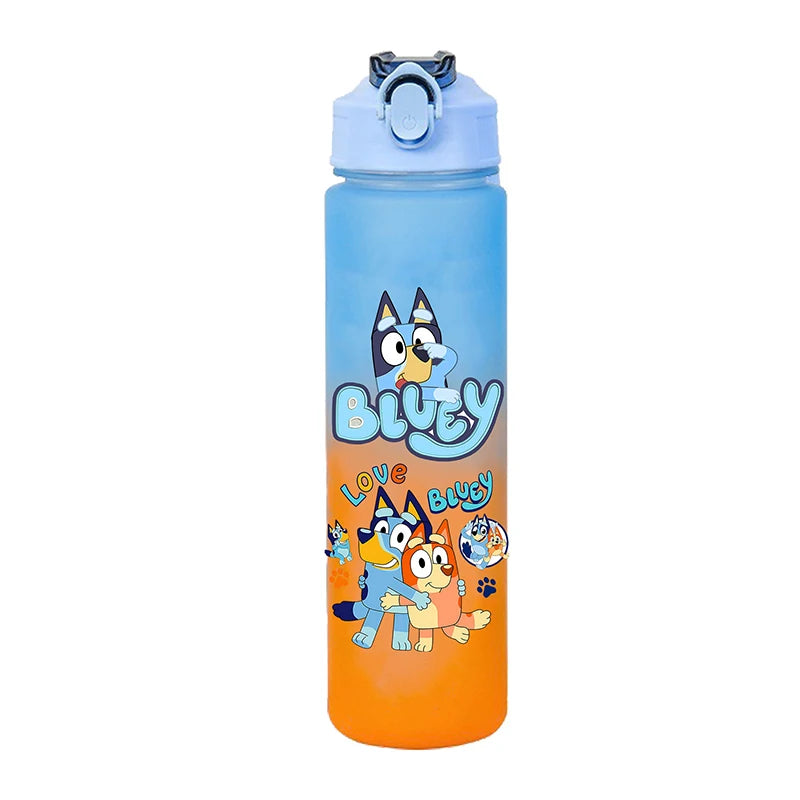 750ml Cartoon Farbverlauf Wasserflasche für Erwachsene, Niedliche Blueys Buchstaben Sport Fitness Flaschen, Outdoor Studenten Reise Trinkbecher Geschenke