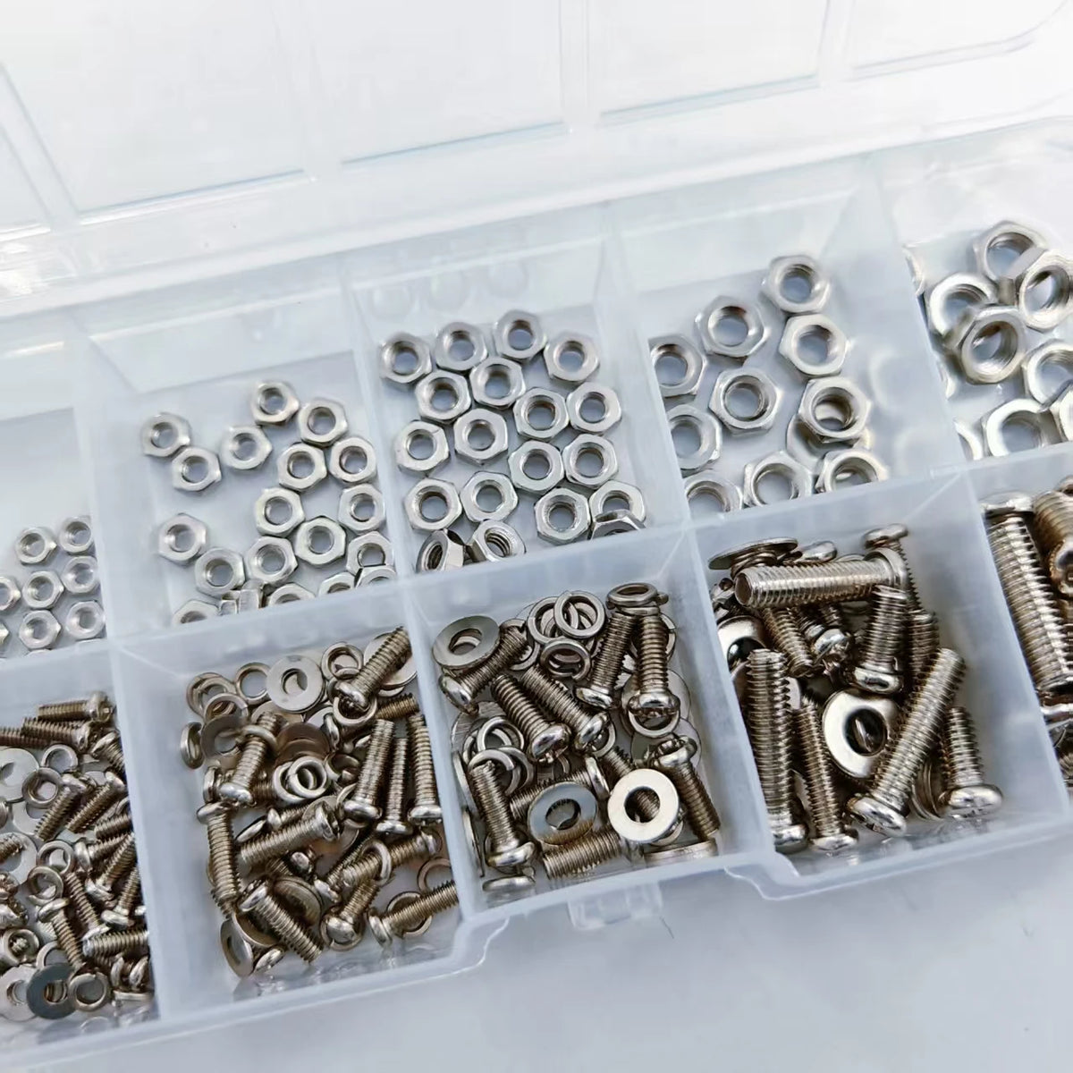 Hex Nut and Bolt Set - 320pcs/120pcs, Durable Metric Sizes M2 - M5, Universal Hardware Kit for DIY Projects and Repairs.