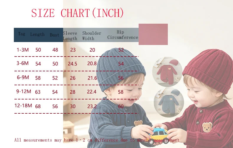 【Baby Junge】Herbst- und Winter-Strampler in Rot mit Knöpfen vorne und niedlichem Bärenabzeichen auf der Brust + Set mit roter Mütze mit einem W