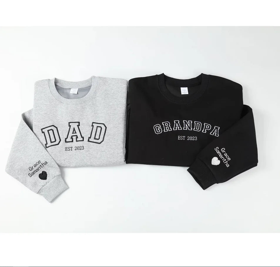 Individuell besticktes Sweatshirt, Name auf Ärmel mit Herz, Opa-Shirt mit Datum, Papa est Jahr Shirt, benutzer definiertes Geschenk für neuen Vater