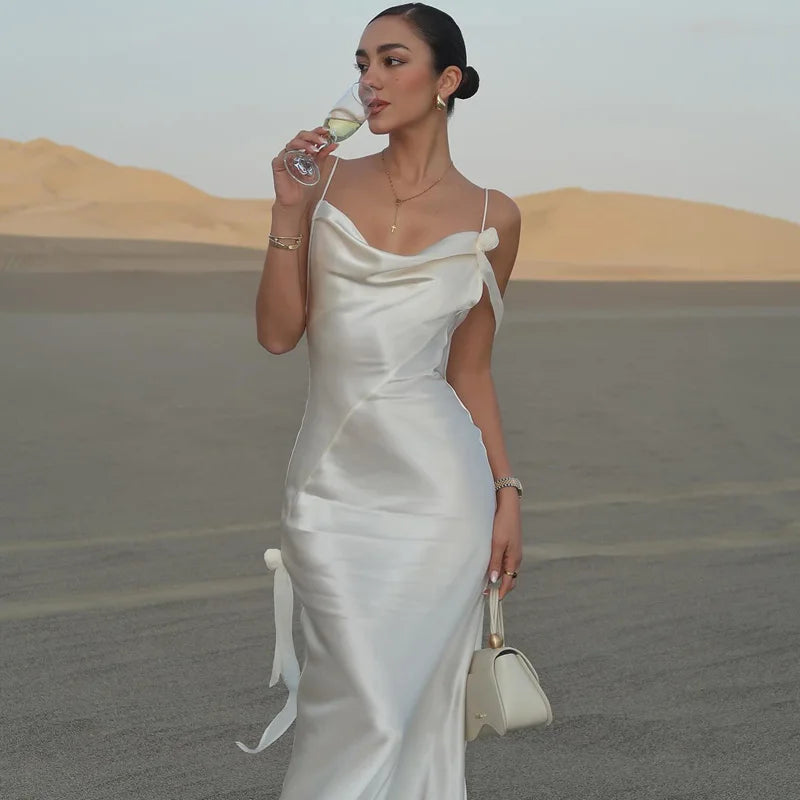 Elegantes 3D-Blumen-rückenfreies Kleid für Damen, figurbetont, Swing-Kragen, ärmellos, weiße Schlinge, Maxi-Robe, 2025, Sommer-Dame, Evevning, Vestidos