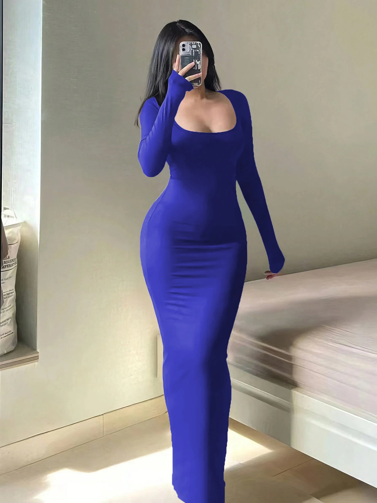 Solides, langärmliges, figurbetontes Damenkleid, schickes, einfaches, minimalistisches, lässiges, modisches, langes Kleid mit U-Ausschnitt, Damenbekleidung