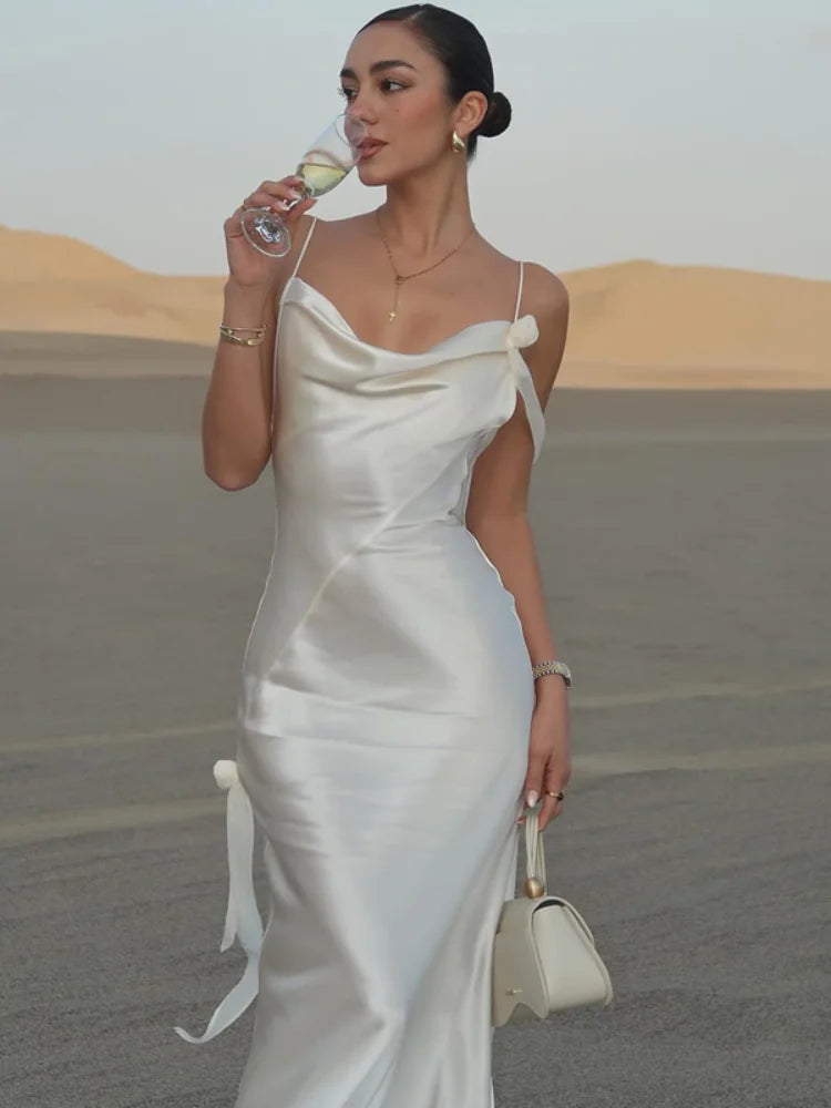 Elegantes 3D-Blumen-rückenfreies Kleid für Damen, figurbetont, Swing-Kragen, ärmellos, weiße Schlinge, Maxi-Robe, 2025, Sommer-Dame, Evevning, Vestidos
