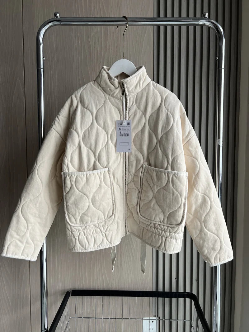 Damen Polyester Gefütterte Jacke 2026 Neuerscheinung Vintage Lenzing Rayon Hochkragen Große Tasche Dekorativer Gesteppter Mantel für Frauen