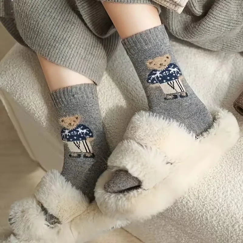 2/3/5 Paar Mädchensocken mit schönen Cartoon Bears, Autumn-Winter thick, warm Wollstocken