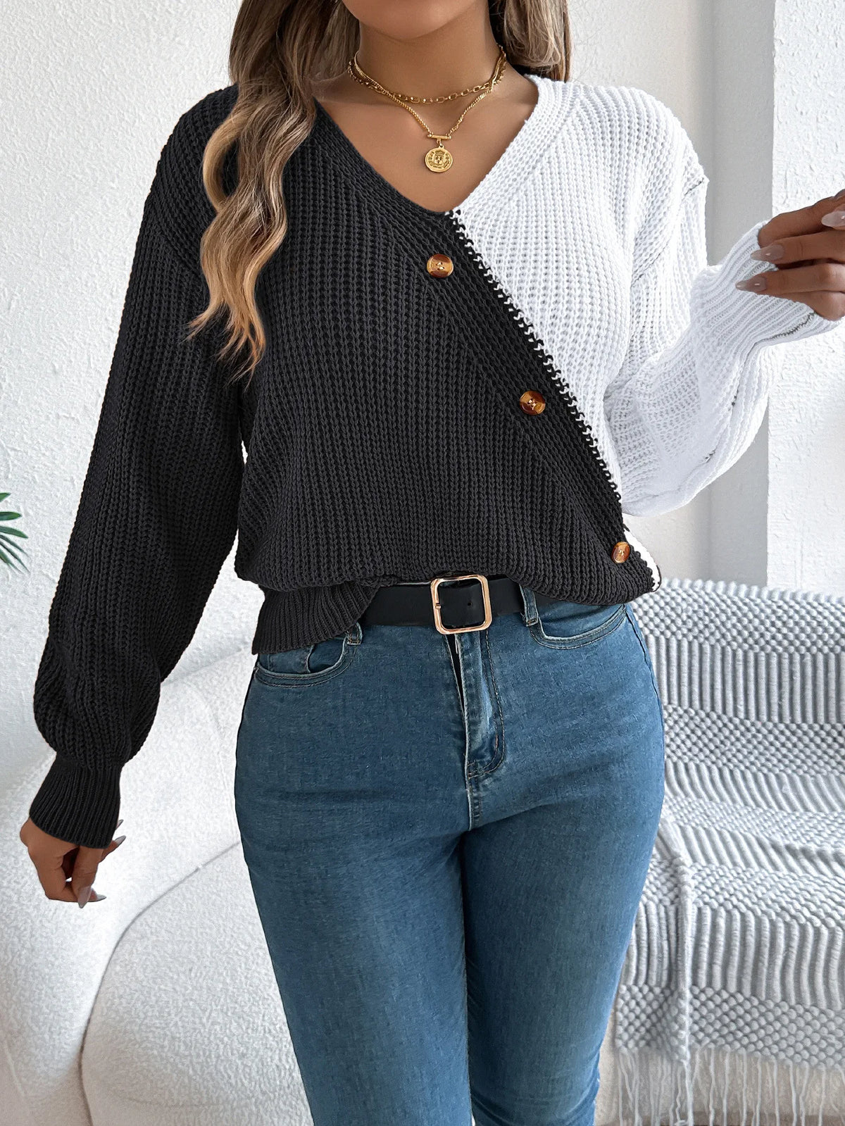 V-Ausschnitt, farbblockierender, langärmliger Strickpullover, lockerer, vielseitiger Pullover, Kazak, eleganter Pullover für Damen, Herbstmodus