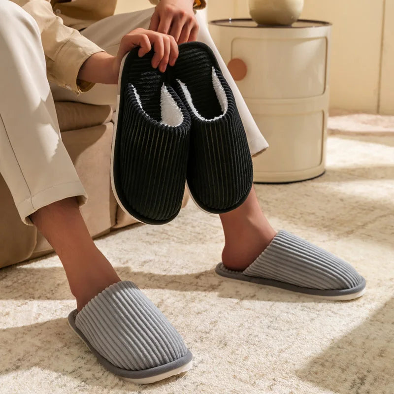 Winter warme Plüsch Herren Hausschuhe rutschfeste weiche Schuhe Komfort flache Ferse Indoor Schlafzimmer Paar Hausschuhe für Zuhause Schuhe im Herbst