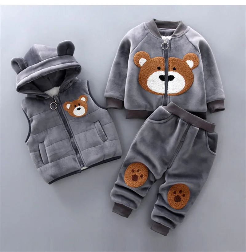 Winter-Baby-Kleidungssets, Herbst-Outfits für Jungen und Mädchen, dicke, warme Anzüge, Kapuzenpullover, Cartoon-Motiv, niedlicher Bär, dreiteilige Kinder-Outfits, 0–4 Jahre