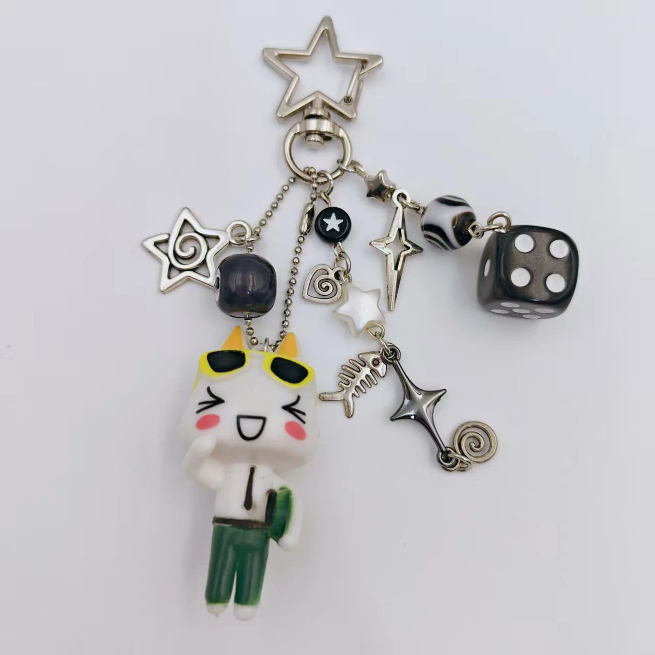 Handgemachter Toro Kuro Inoue Schlüsselanhänger Kätzchen Perlen Y2k Ästhetische Würfel Metall Anhänger Zubehör Telefon Charms Schlüsselanhänger Taschenanhänger Geschenk