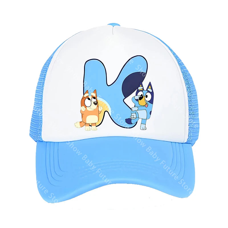 Blueys Baseballkappen für Erwachsene, Jungen und Mädchen, Kawaii-Buchstaben, zwei Größen, atmungsaktive Sport-Mesh-Mütze, niedlicher Cartoon-Anime-Sonnenhut, Geschenke