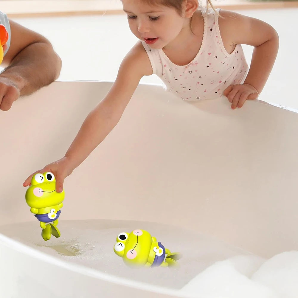 Aufziehbares Schwimm-Frosch-Badespielzeug für Kleinkinder, ohne Batterie, formfreies ABS-Montessori-Wasserspielzeug für Kinder