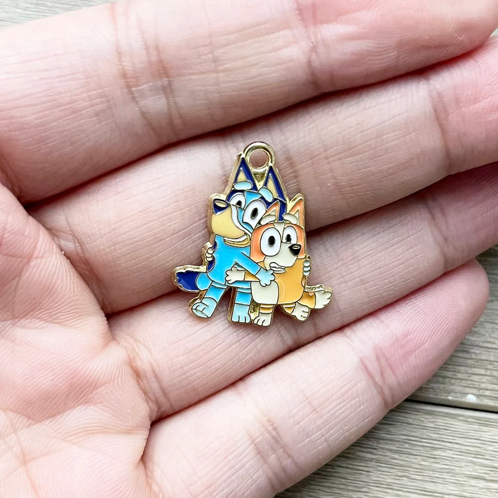 10er-Set Bluey & Bingo Familien-Cartoon-Emaille-Anhänger DIY Schmuckzubehör für Ohrringe, Armbänder & handgemachtes Basteln