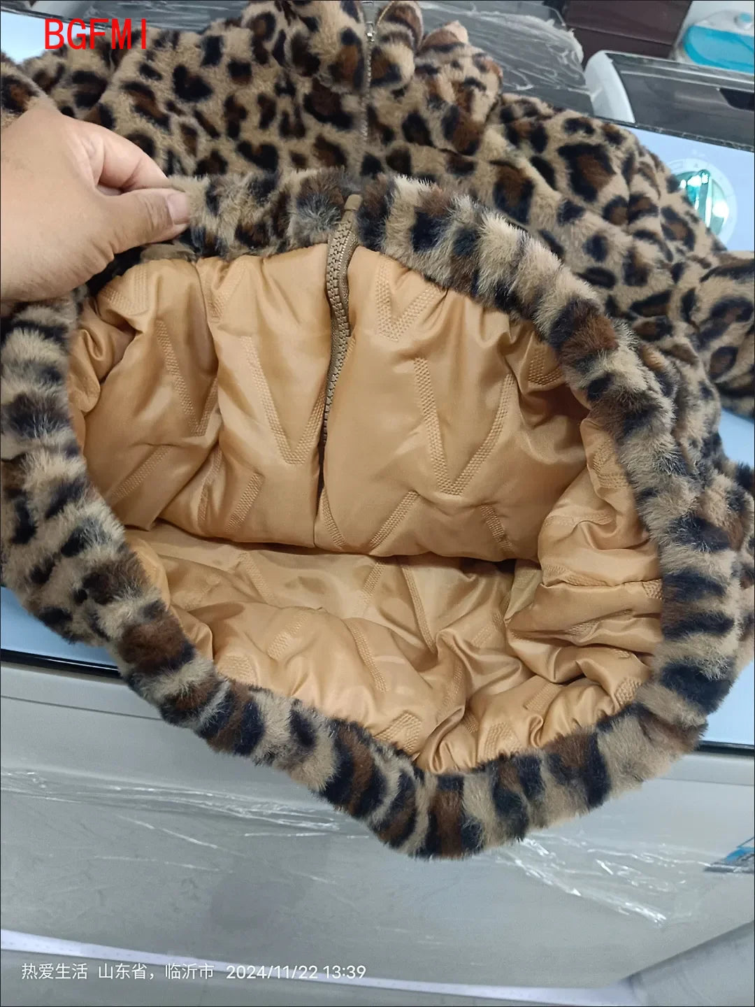 Faionable Fleece-Reißverschluss für Kinder, Jungen, Teenager, Mädchen, Herbst-Winter, Leoparden-Kleidung, weiche Polyester-Oberbekleidung, verdicktes Baumwollfutter