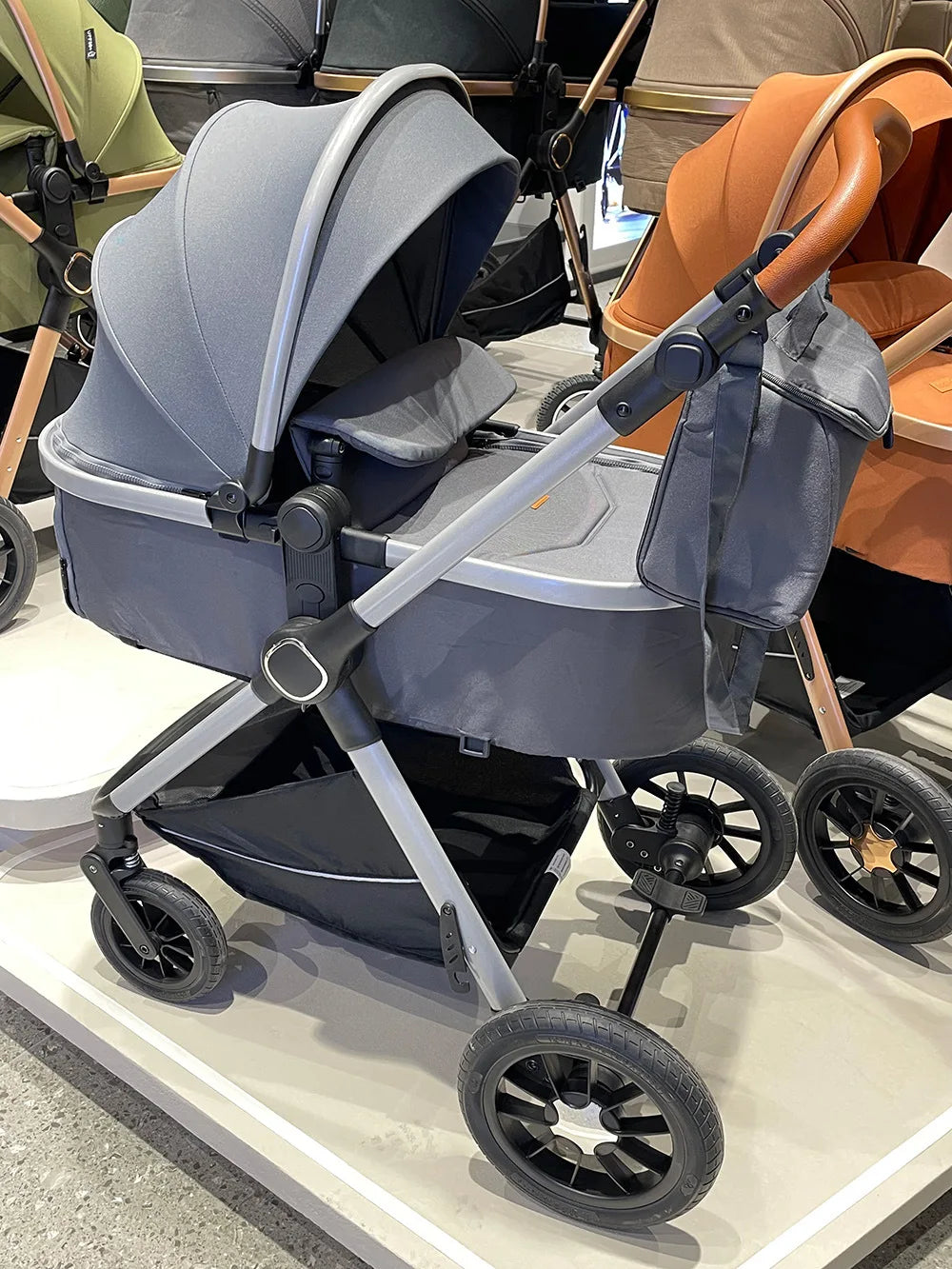 Lazychild Kinderwagen, multifunktionaler Schlafkorb, Kinderwagen zum Sitzen oder Liegen, neuer Kinderwagen mit hoher Landschaft