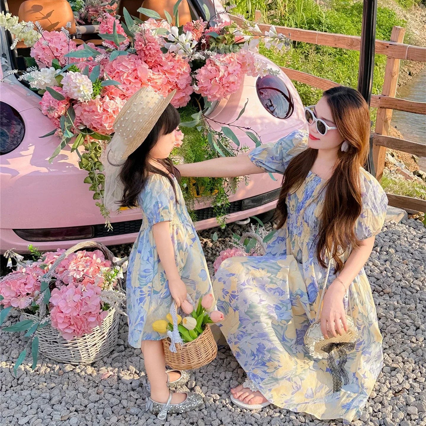 Urlaub Look Familie passende Kleidung Urlaub Mutter Tochter Mädchen Kittel Kleid Papa Sohn Blumen hemden Schwester Bruder Zwillinge Kleidung