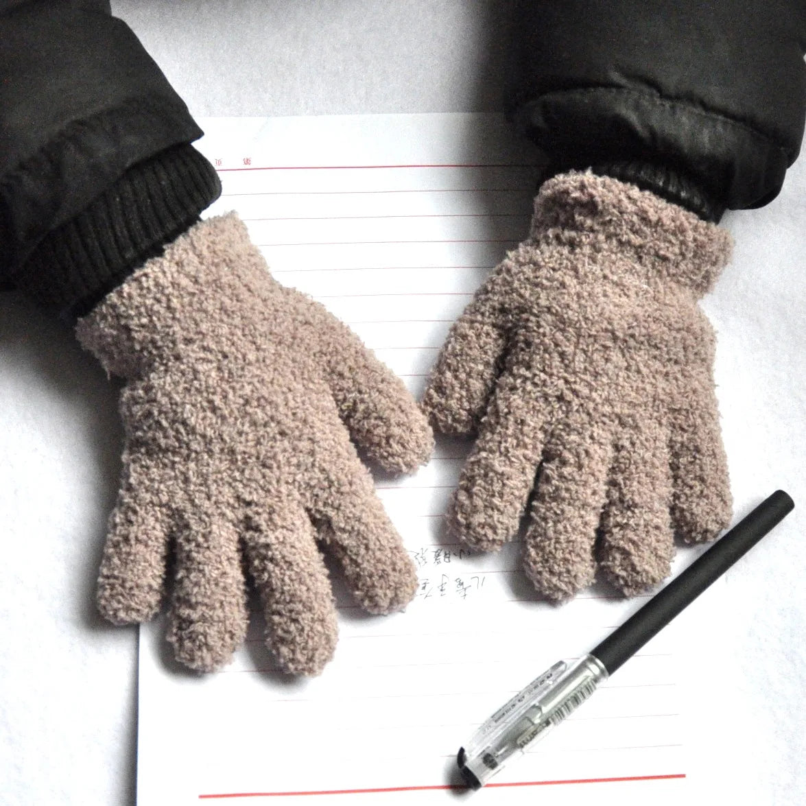 Kinder Handschuhe Für 3-6 Jahre Alte Winter Kinder Korallen Fleece Verdicken Baby Plüsch Pelzigen Volle Finger Handschuhe Weichen handschuhe Warm Halten