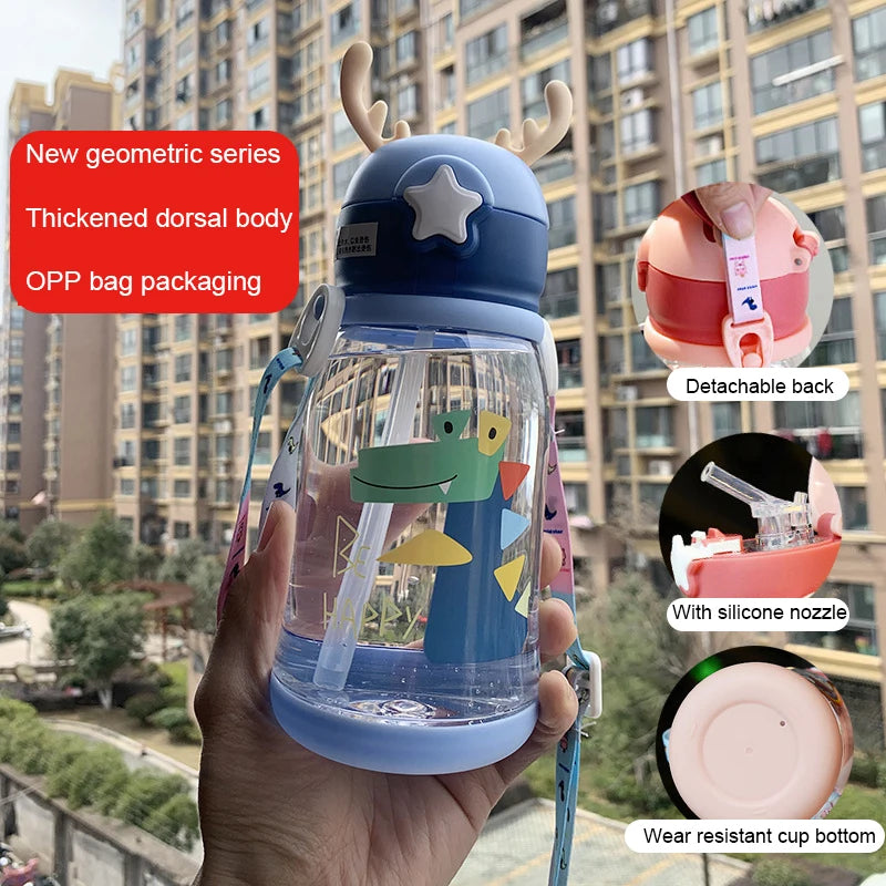 600 ml Geweih Kreative Cartoon Baby Fütterung Tassen Tragbare Kinder Sippy Tasse Auslaufsichere Wasser Flaschen kinder Drink