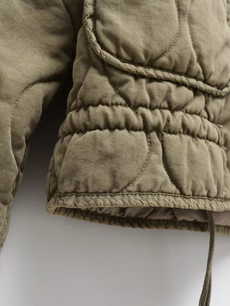 Damen Polyester Gefütterte Jacke 2026 Neuerscheinung Vintage Lenzing Rayon Hochkragen Große Tasche Dekorativer Gesteppter Mantel für Frauen