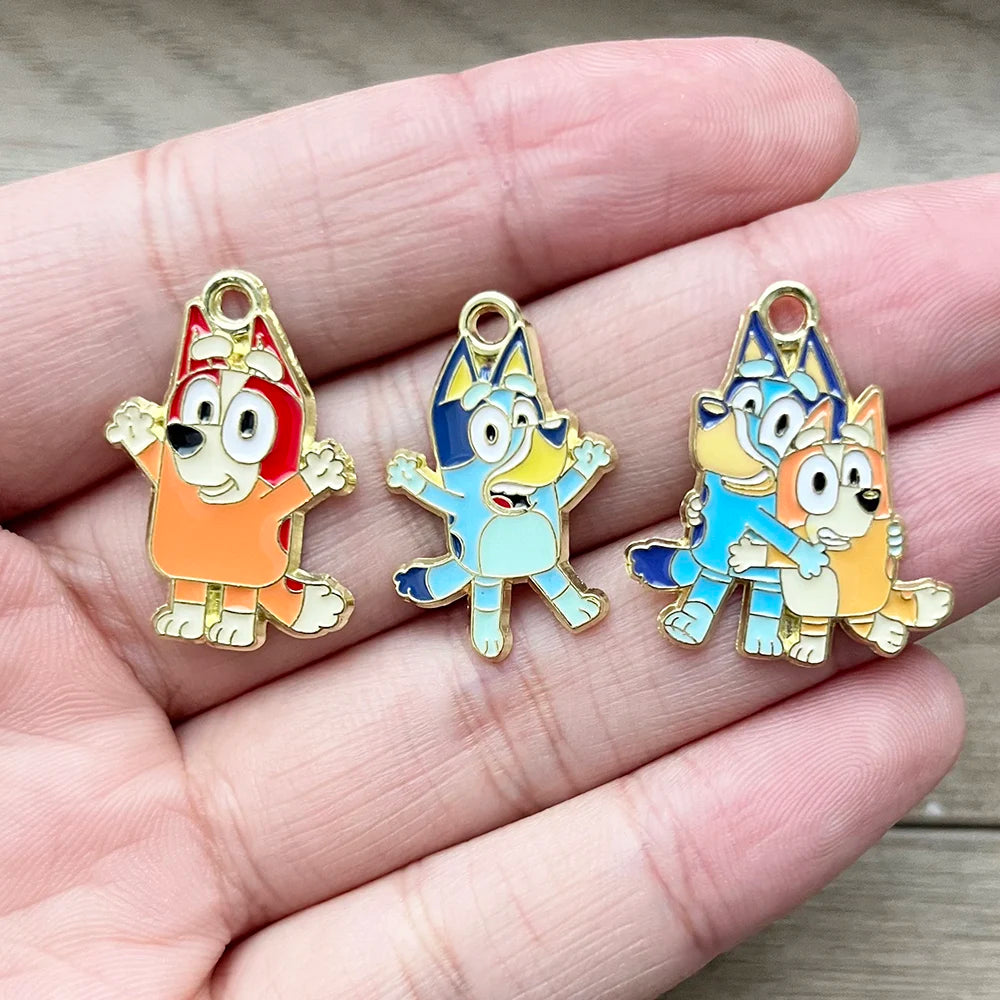 10er-Set Bluey & Bingo Familien-Cartoon-Emaille-Anhänger DIY Schmuckzubehör für Ohrringe, Armbänder & handgemachtes Basteln